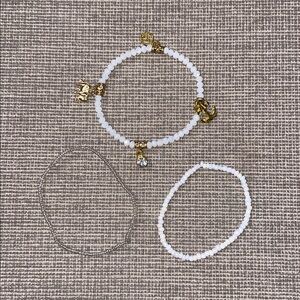White and Gold Beaded Bracelets Set